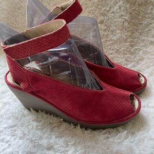 FLY London Leather Weathered Red Wedge Peep toe Sandals EU40 *check sizing